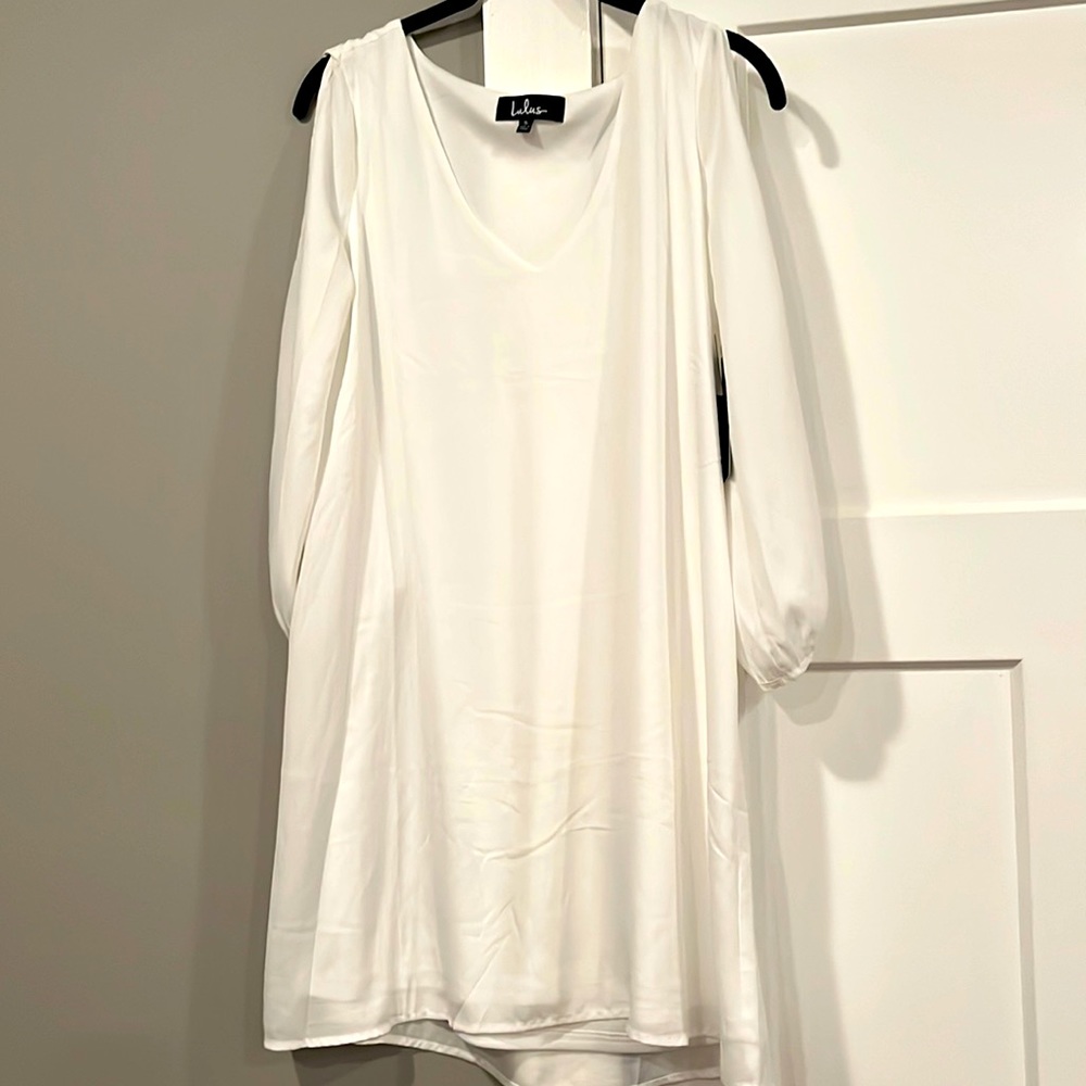 White nwt lulus open sheet sleeve dress size small
